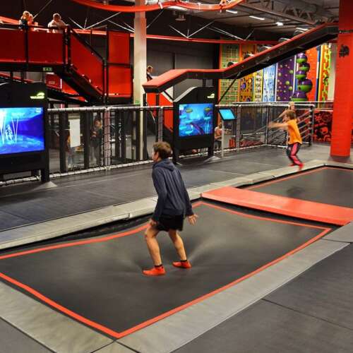 Clip n Climb concepts in trampoline park Jump Yard ELI Play